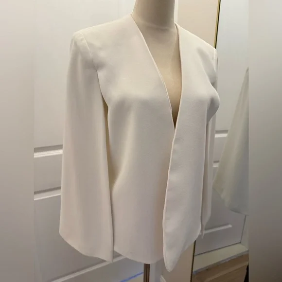 ZARA WHITE CAPE BLAZER MEDIUM - Picture 1 of 11